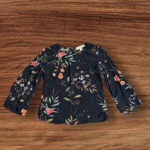 Amour Vert Silk floral long sleeve blouse with buttons down the back size XS